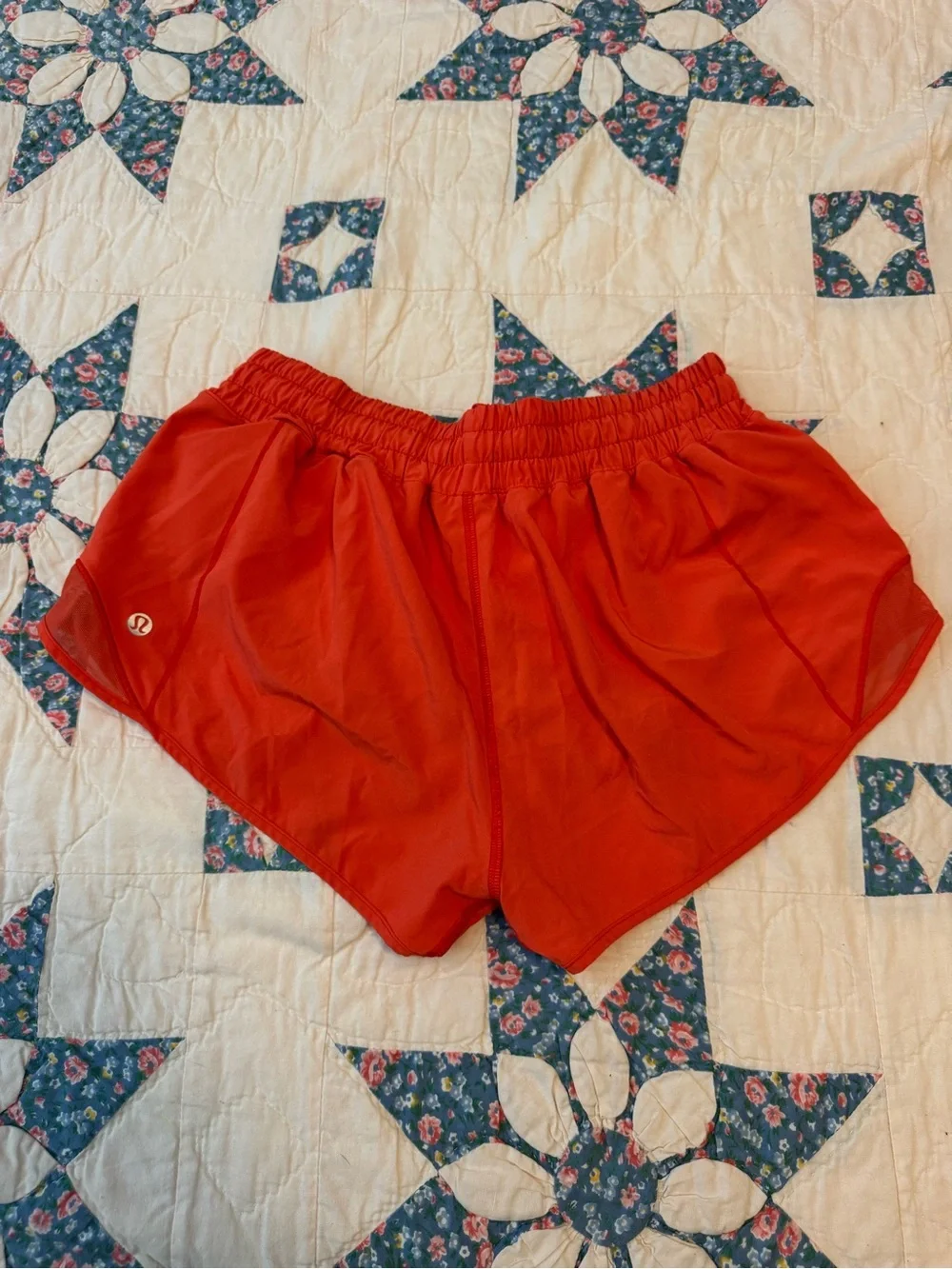 Lululemon Hotty Hot shorts 2.5” inseam
